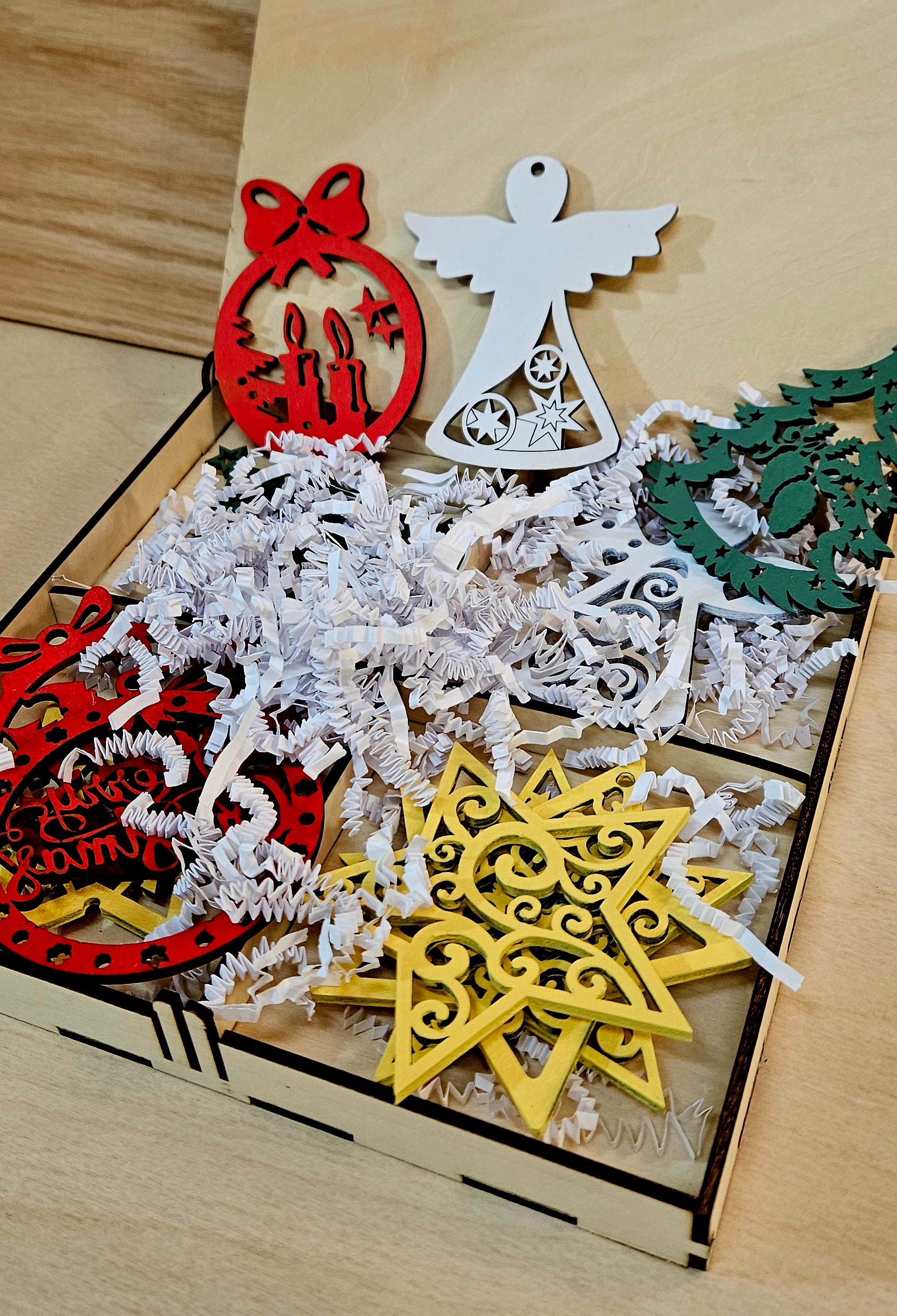 Set of Christmas ornaments with box