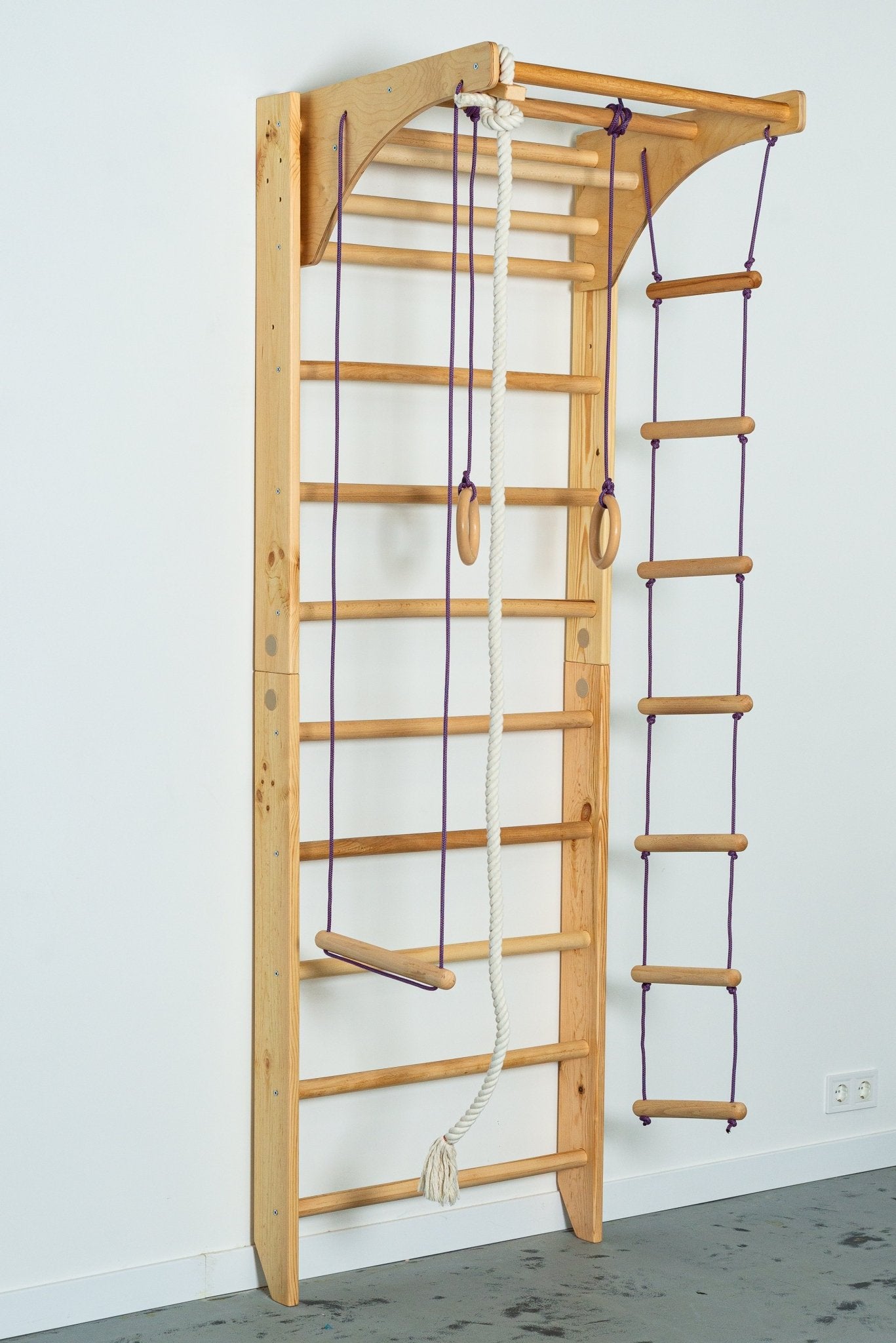 Sport ladder made of natural wood for kids and adults with Adjustable Pull Up Bar - CleverWood