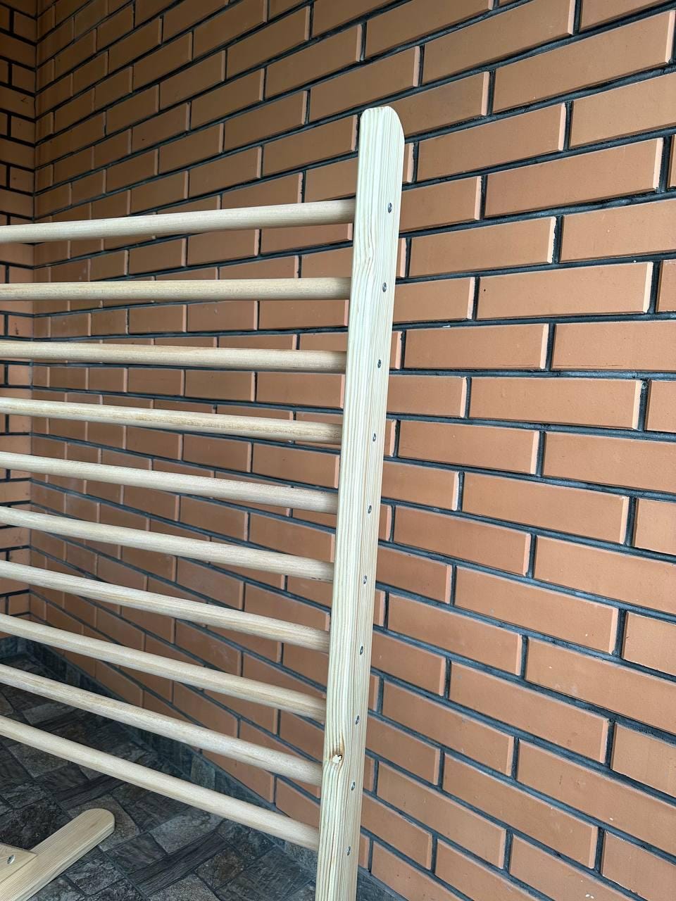 Wooden Ladder Stand for Rehab and Pediatric Physical Therapy - CleverWood