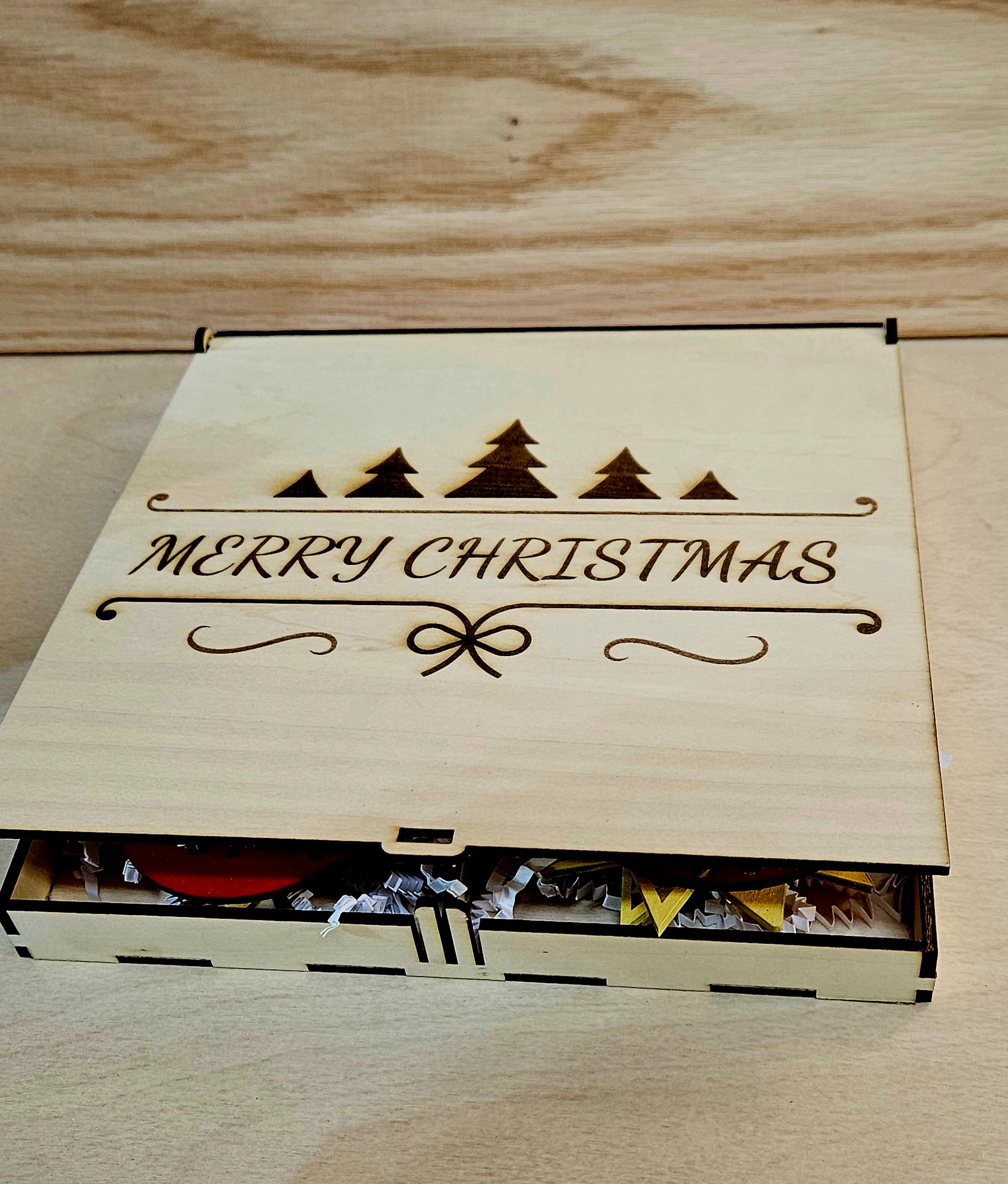 Set of Christmas ornaments with box