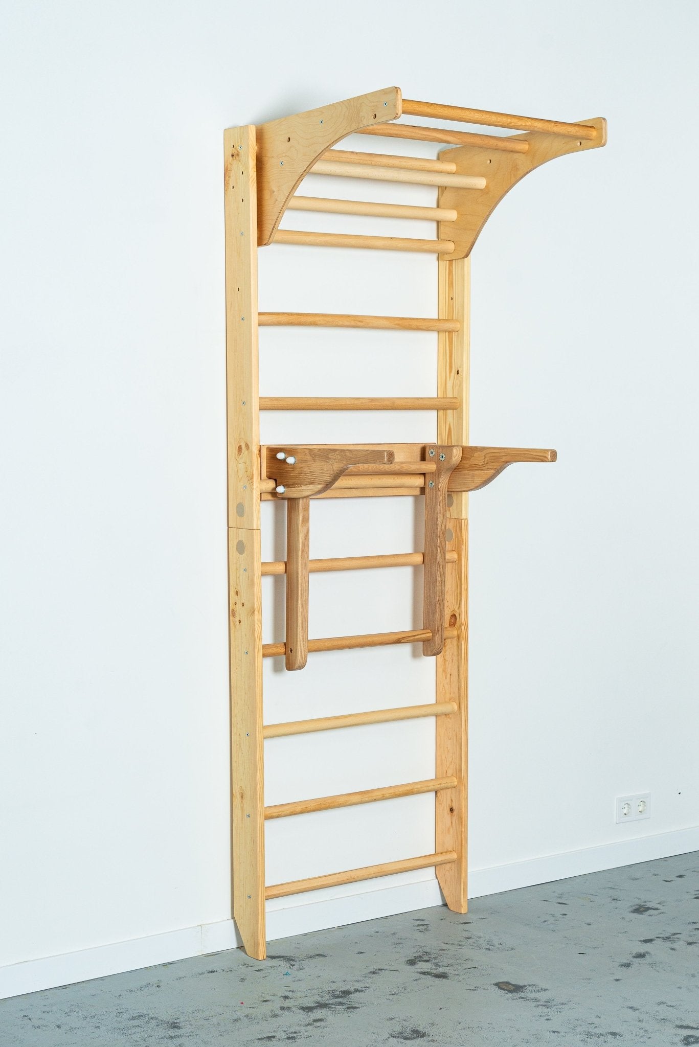 Dip bar for Swedish ladders made of wood - Sport attachments - Equipment for Swedish ladder - CleverWood