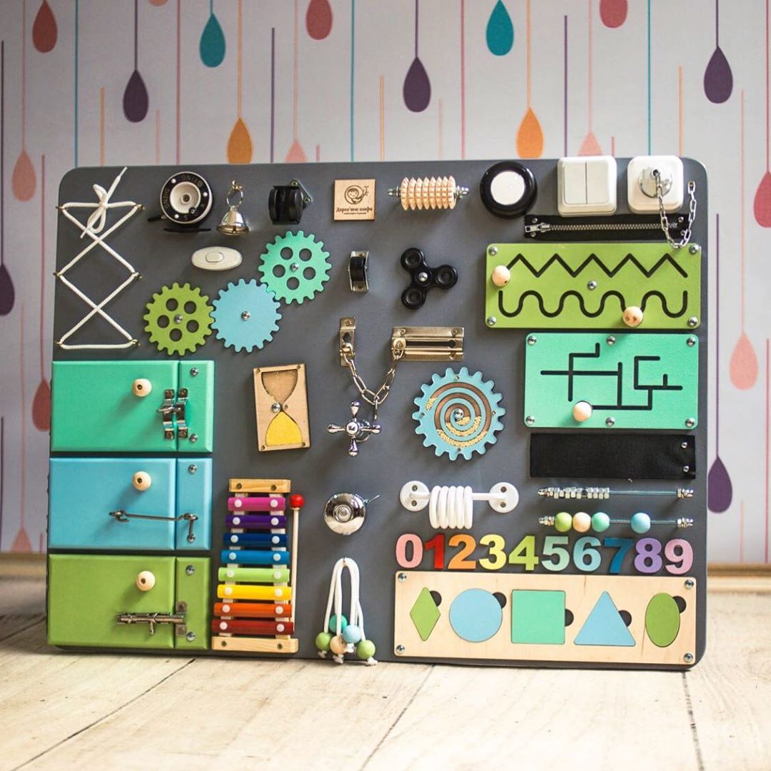Medium Educational Busy Board for Brain and Motor Skills Development - CleverWood