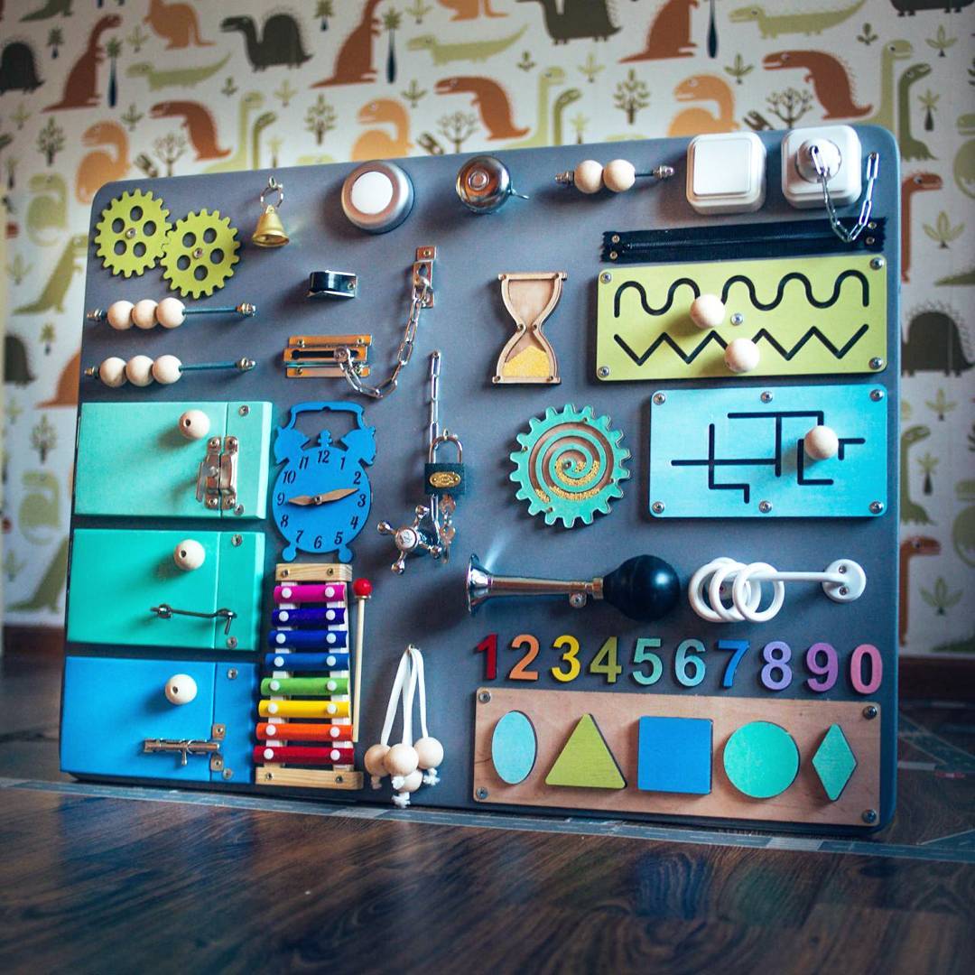 Medium Educational Busy Board for Brain and Motor Skills Development - CleverWood