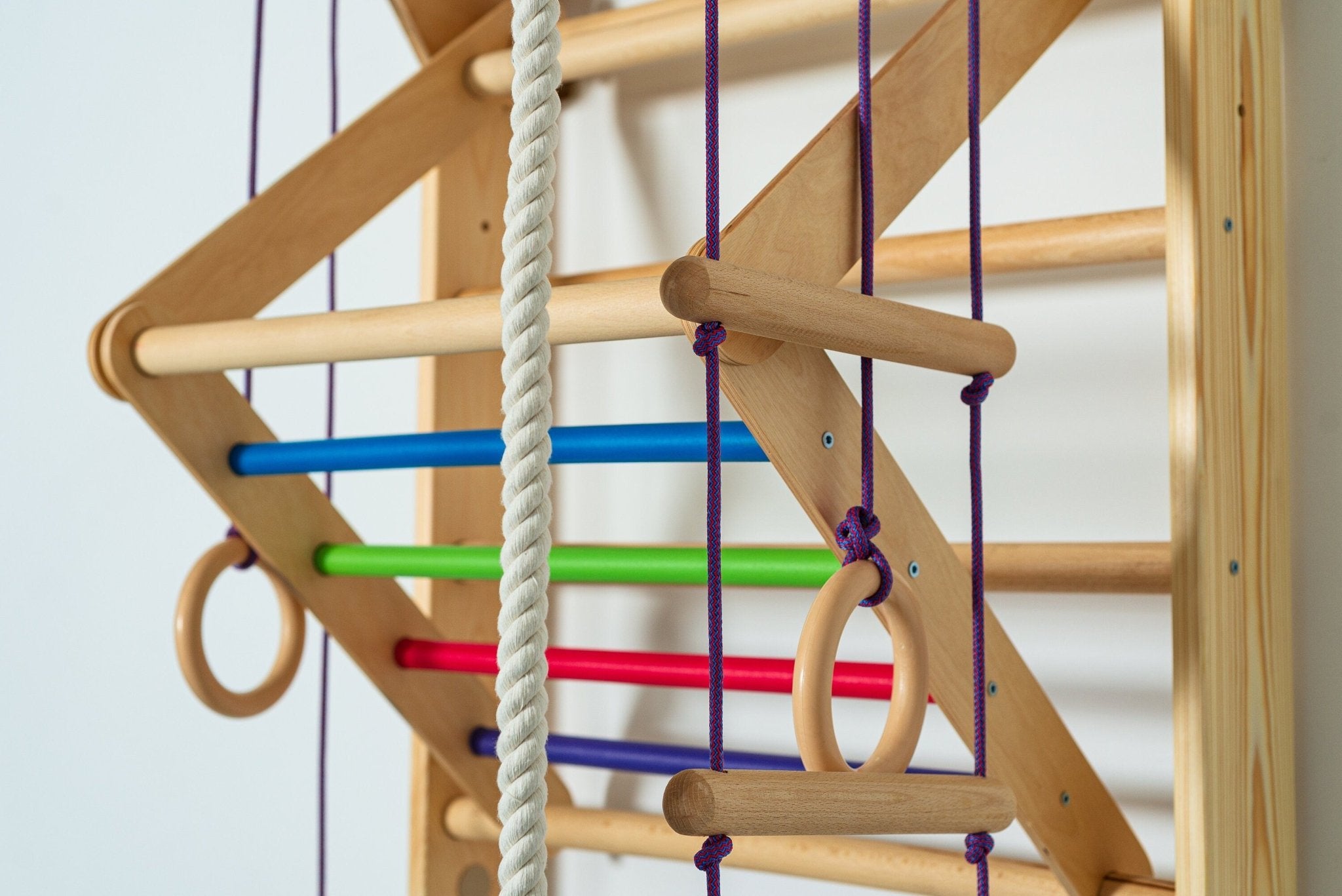 Monkey Triangle for Swedish ladders made of wood - Sport attachments - Equipment for Swedish ladder - CleverWood