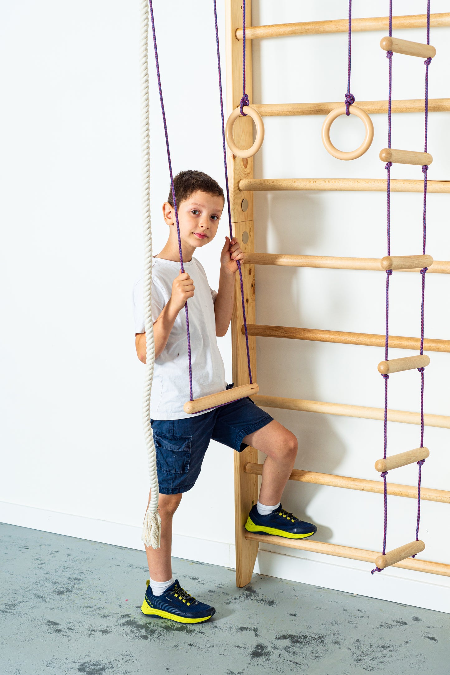 Sport ladder made of natural wood for kids and adults with Adjustable Pull Up Bar