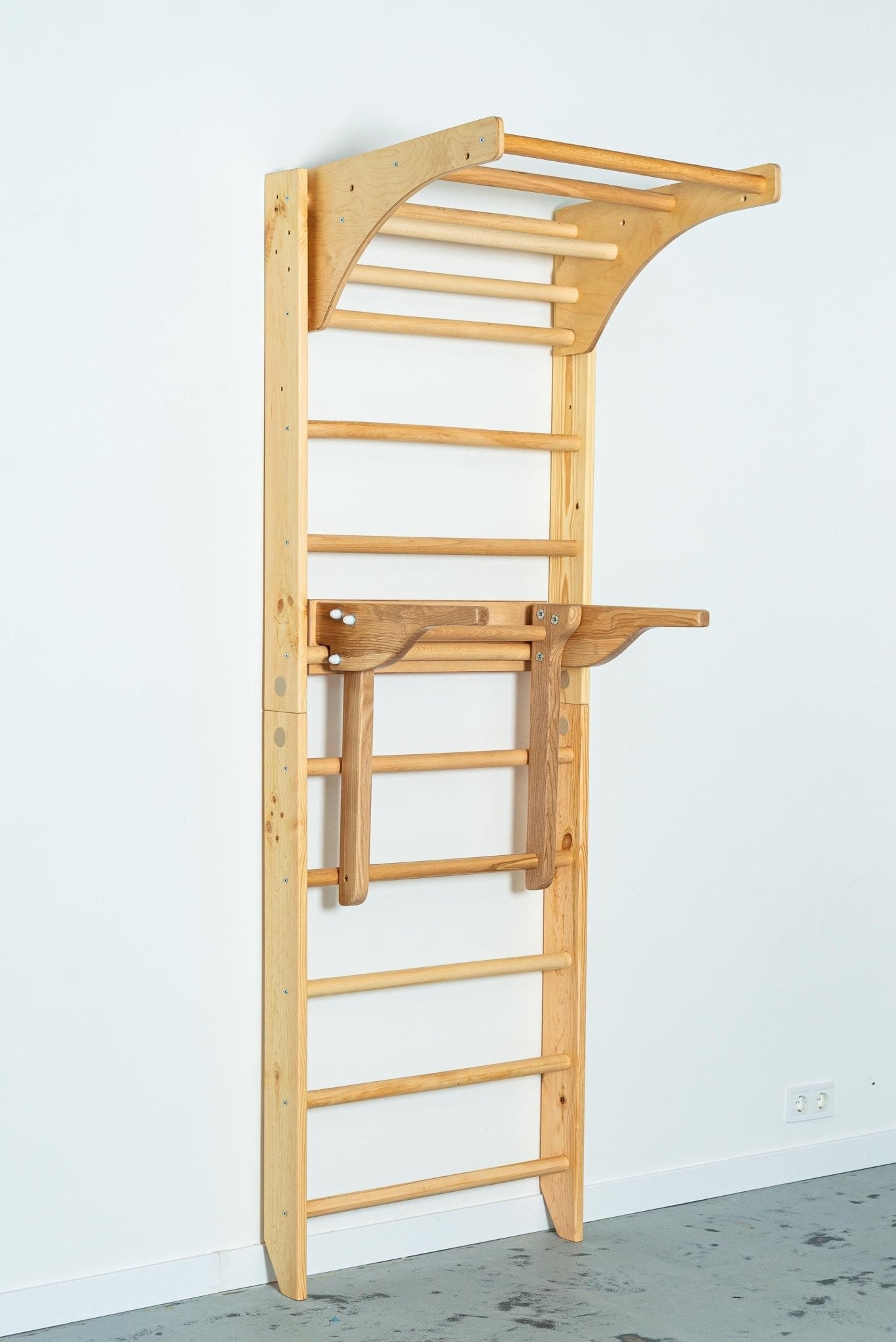 Swedish Ladder with Dip Bars and Pull Up Bar for chin up and Strength Exercises - CleverWood